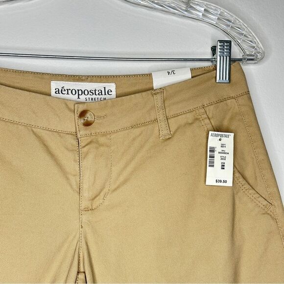 Aeropostale NWT Khaki Bermuda Shorts Stretch Summer - Picture 2 of 6